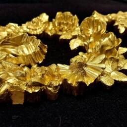 Large Ornate Applique Gilt Or White French Style Decorative Floral Wall Furniture Onlay Moulding Pediment Plastic Decoration - thumbnail 3