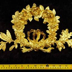 Large Ornate Applique Gilt Or White French Style Decorative Floral Wall Furniture Onlay Moulding Pediment Plastic Decoration - thumbnail 2