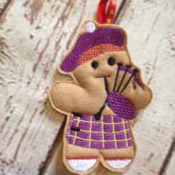 Gingerbread Scotsman Christmas Ornament Felt Kilt Tree Decoration - thumbnail 3