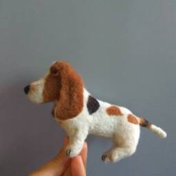 Felted Basset Hound Replica, Custom Dog Figurine - thumbnail 3