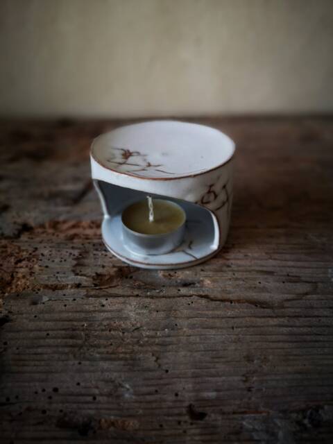 Candle Stand/Tealight Holder Ceramic Scented Oil Burner Fireplace Handmade Ceramics White Red Ginger