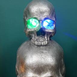 Three Skull Tower Ornament Home Decoration/Led Light Up Unique Gift Halloween Gothic D??cor - thumbnail 2