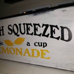 Lemonade Sign Fresh Squeezed Rustic Farmhouse Kitchen Decor Lemon Decoration Wall Hanging Distressed Wood - thumbnail 3
