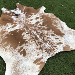 Cowhide Rugs-Brown & White Hides-Brown Cowhide-Natural Cowhide-Brindle Cowhide-Tri-Colour Rugs-Soft Carpet Rugs-Cow Leather Rugs-Ottoman - thumbnail 3
