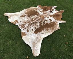 Cowhide Rugs-Brown & White Hides-Brown Cowhide-Natural Cowhide-Brindle Cowhide-Tri-Colour Rugs-Soft Carpet Rugs-Cow Leather Rugs-Ottoman - thumbnail 1