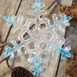 Fused Glass Snowflake Ornament - Dichroic Christmas Decoration - thumbnail 3