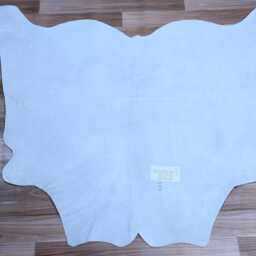 Dark Brown & White Cowhide Rug Rustic Hair-On Leather Area Rug - 34x44 Inches - thumbnail 4