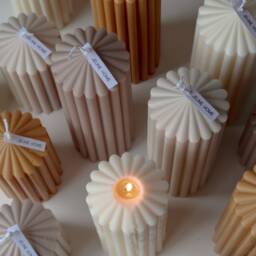 Ribbed Pillar Candle Set Temple Scented Soy Wax, Vegan Friendly - thumbnail 2