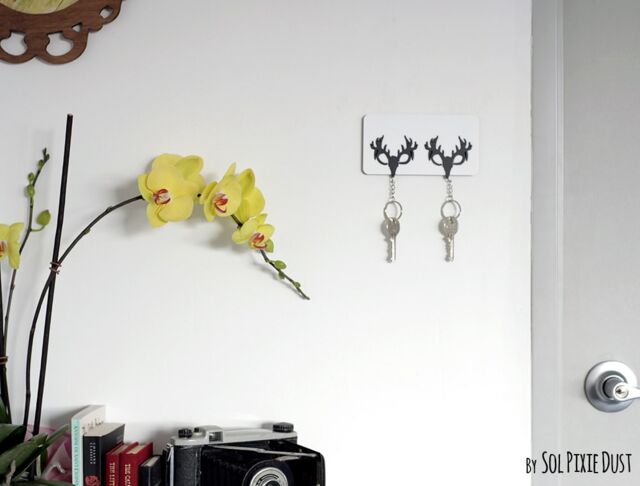 Deer Caribou Horn Silhouette Key Holder - Set Of 2 Key Chains - image 1