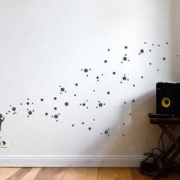 Wall Decal Soap Bubble Girl With 130 Dot Stickers, Kids Room Decals & Nursery Decor, 1 - Or 2-Coloured in 35 Colours, Banksy Style - thumbnail 2