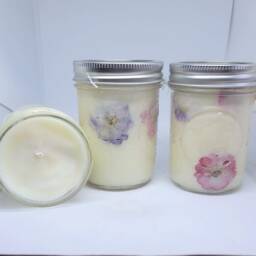 Perfect Garden - 8Oz Soy Candle With Hidden Gemstone Charm