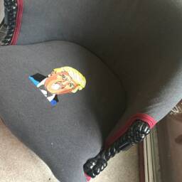 Trump Chair - thumbnail 2