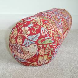 "William Morris Bolster Cover Strawberry Thief Tapestry Red Birds Cylinder Cushion Case Neckroll 16""x6" - thumbnail 3