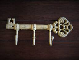 Rustic Key Holder Shabby Chic Skeleton Rack, Entrance Wall Decor