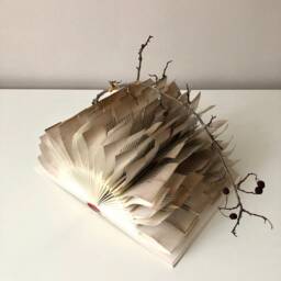 Book Art - Sculpture The Golden Autumn Signed Directly From The Artist - thumbnail 1