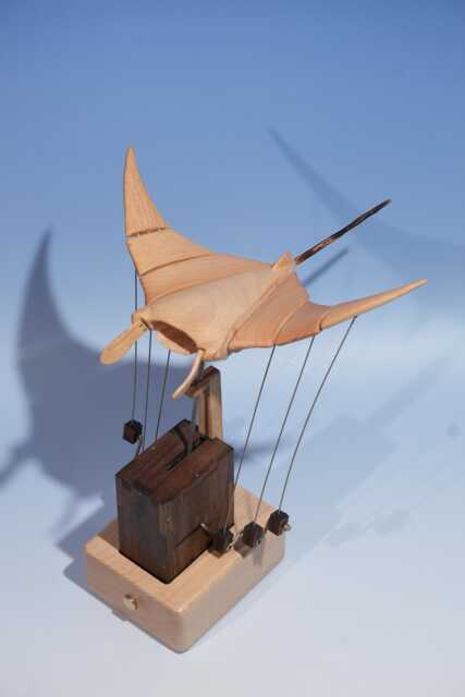Wooden Manta Ray Automaton, Diy Paint Your Own Kinetic Ray, Unfinished Automaton Kit, Blank Canvas Desk Art, Gift For Ocean Lovers - image 1