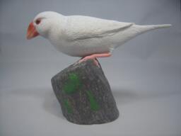 White Javasparrow Figurine - thumbnail 1