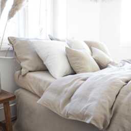 Natural Stonewashed Linen Bedding Set, Duvet Cover, Pillowcases, Flat Sheet - thumbnail 2