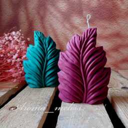 Handmade Leaf Candle Soy & Bee Wax Sculptural Candle - thumbnail 2