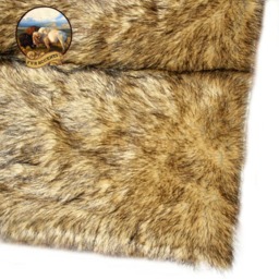 Faux Fur Area Rug - Shaggy Wolf Pelt, Seamed Accent - thumbnail 2