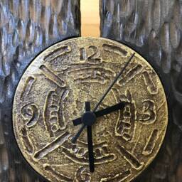 Totem Vertical Clock - thumbnail 3