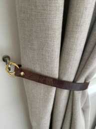 Handmade Antique Brown Leather Curtain Tie Back 3/4 Inch Wide Choice Of Fixing - thumbnail 1