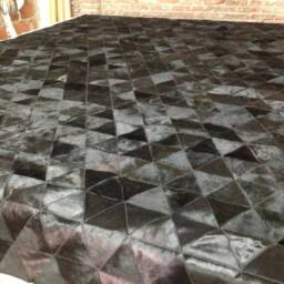 Cowhide Patchwork Rug Raw Leather Argentina - Free Shipping -Patchwork Rug, Model Triangle, Black Dyed Leather. 6' X 8' - thumbnail 2