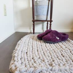 Chunky Knit Rug, Cozy Throw Bathroom Mat, Bath Chunky Throw, Gifts For Her, Him, Mom - thumbnail 2