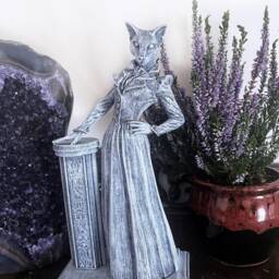 Lady Bast Statue, Cat Goddess, Hand Painted Resin Sculpture - Mythical Creature Figurine Victorian Goddess Figurine. Fantasy Art Decor - thumbnail 3