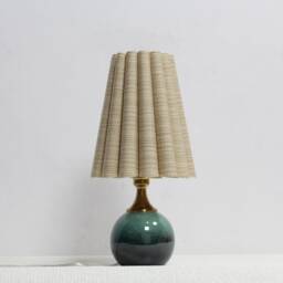 Duzy Handmade Scallop Shape Khaki Stripes Fabric & Ceramic Base Table Lamp-46#, 110-240V/50-60Hz - thumbnail 3