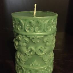 100% Pure Beeswax Fleur De Lis Sculpted Pillar Candle - Handmade Candle - thumbnail 2