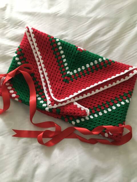 "Hand Made Acrylic Blanket. Thick & Warm. Travel Rug. Size 35"" X34" - image 1