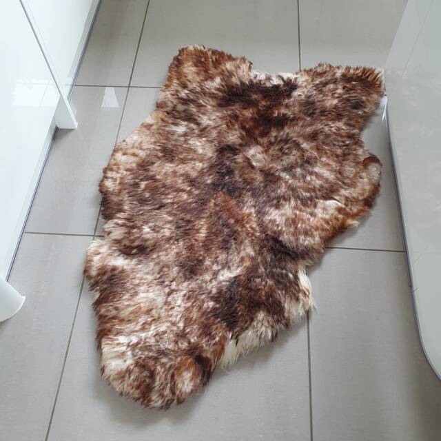 Large Genuine Sheepskin Rug - Brown & Cream Lamb Fur Pelt - 130x80cm - image 1