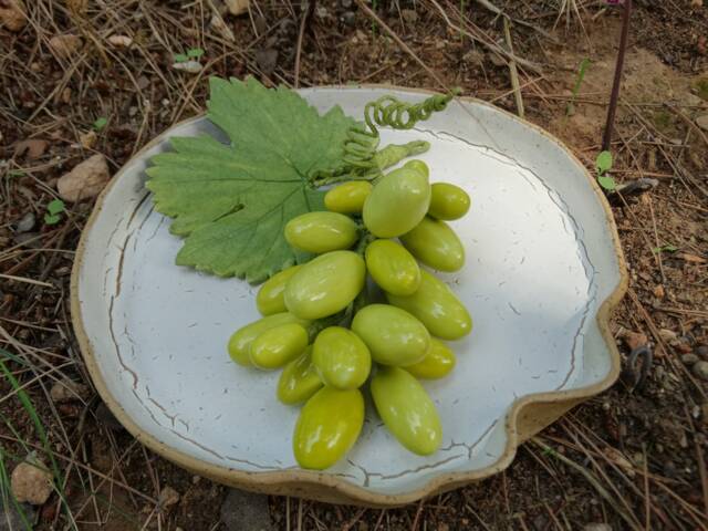 Handmade Ceramic 20 Grapes, - 1Piece Realistic Fruit Decor - image 1
