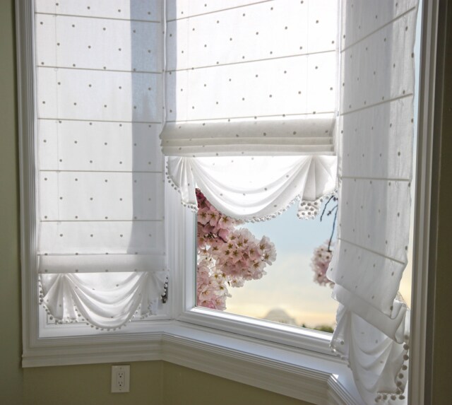 White Linen Roman Shade, Nottingham Palace Fabric, Custom Window Treatment - image 1