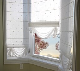 White Linen Roman Shade, Nottingham Palace Fabric, Custom Window Treatment - thumbnail 1
