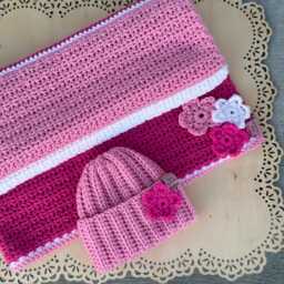 Crocheted Unisex Baby Blanket & Beanie Hat Skully Set The Color Block - thumbnail 4