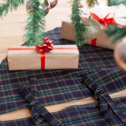 Brown & Green Tree Skirt, Plaid Brown Tartan Christmas Skirt - thumbnail 3