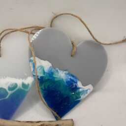 Ocean-Inspired Resin Heart Wall Hanging - Coastal Decor Handmade Acrylic Art Beach House Gift Nautical Home - thumbnail 2