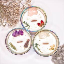 Crystal Candle Set Gift Box Rose Quartz Energy Healing Soulmate Love Spell Best Friend Candle Housewarming Luxury - thumbnail 2