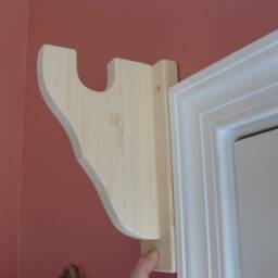 Decorative Wall Brackets With Niche - thumbnail 3
