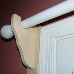 Decorative Wall Brackets With Niche - thumbnail 2