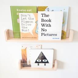 Acrylic Front Montessori Bookshelf - Pine Wood Nursery Shelf - thumbnail 4