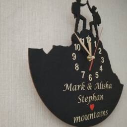 Pair Climbing Wall Clock Non-Ticking, Couple Of Lovers, Rock Hiking, Art Decor Large 12-18Inch - thumbnail 3
