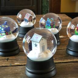 "Snow Globe ""Six Comforts" - thumbnail 4