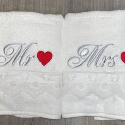 Mr & Mrs Bath Towel Set - thumbnail 3