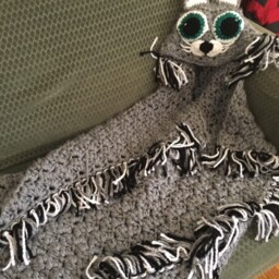 Hooded Cat Blanket - thumbnail 3