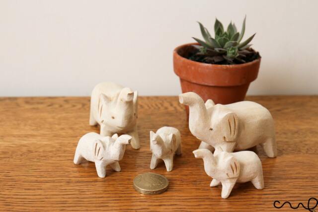 Hand-Carved Wooden Elephant Family - Natural Safari Decor, Set Of 5 - image 1