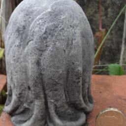 Small Hooded Skull - Stone Garden Ornament Hand Cast 8x8x11 cms 803 Grams - thumbnail 3