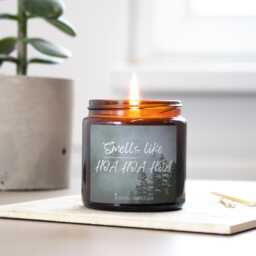 Snowny Splendor Bookish Candle Vegan Eucalyptus & Mint Scent - thumbnail 3